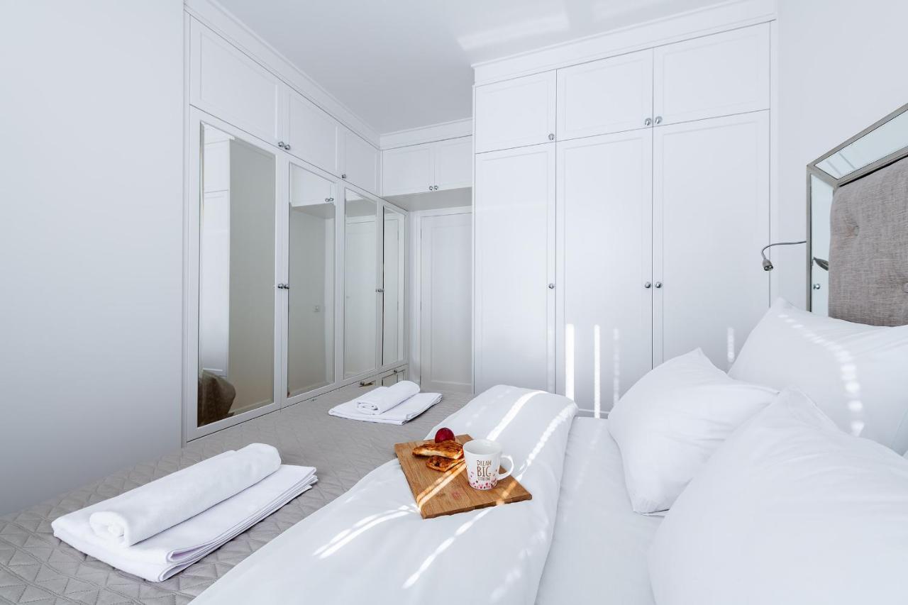 P&O Apartments Aleja Krakowska Warsaw Exterior photo